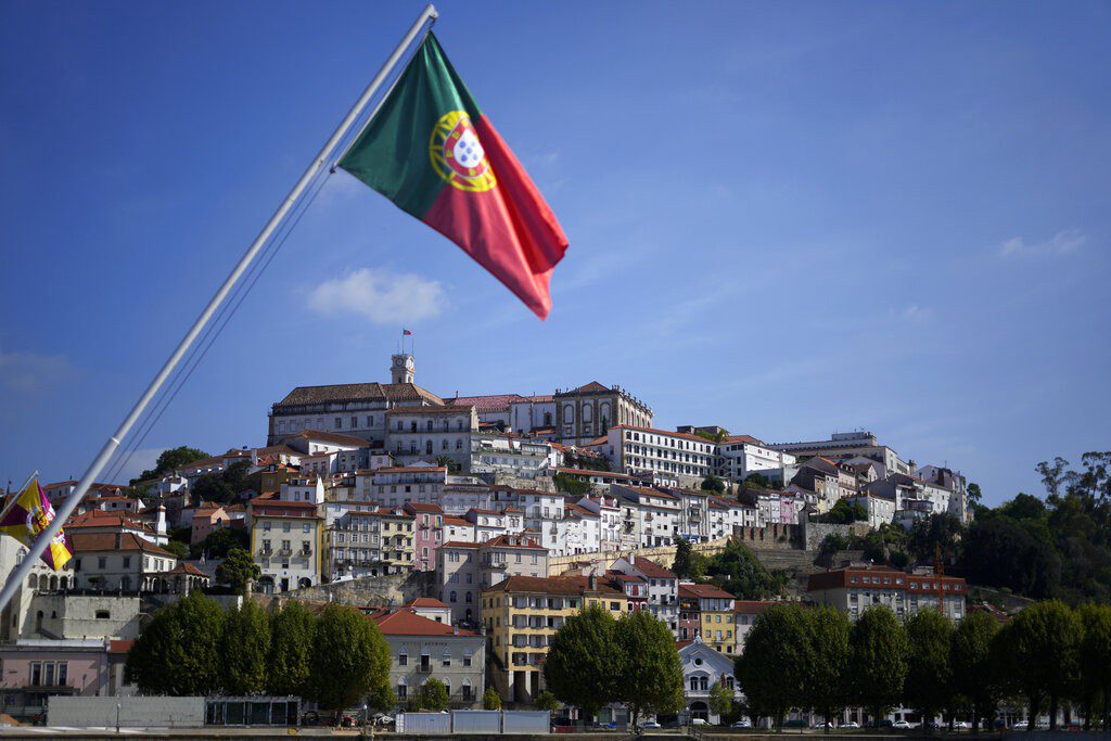 tribunal-de-portugal-veta-pacote-anti-imigracao-que-afeta-brasileiros;-governo-promete-ajustar-projeto