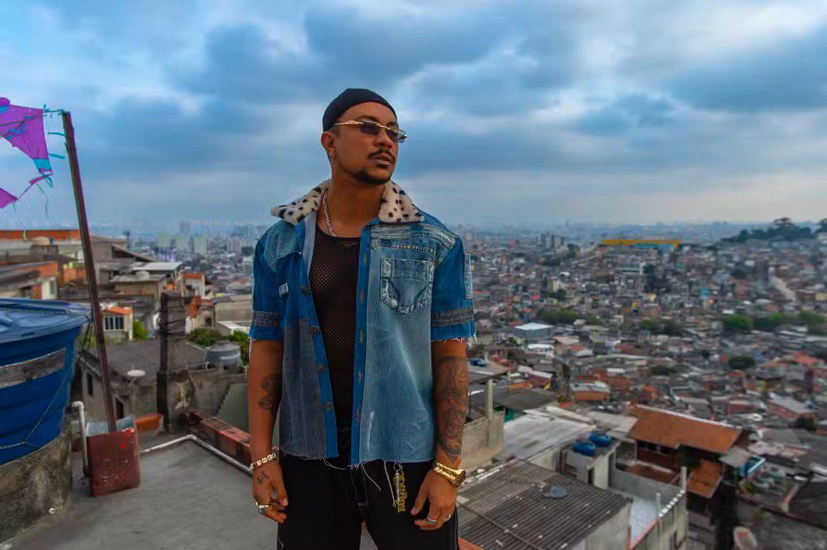 rapper-xama-se-firma-como-ator-em-novela,-serie-e-filme-enquanto-divulga-quarto-album-de-estudio,-‘fragmentado’