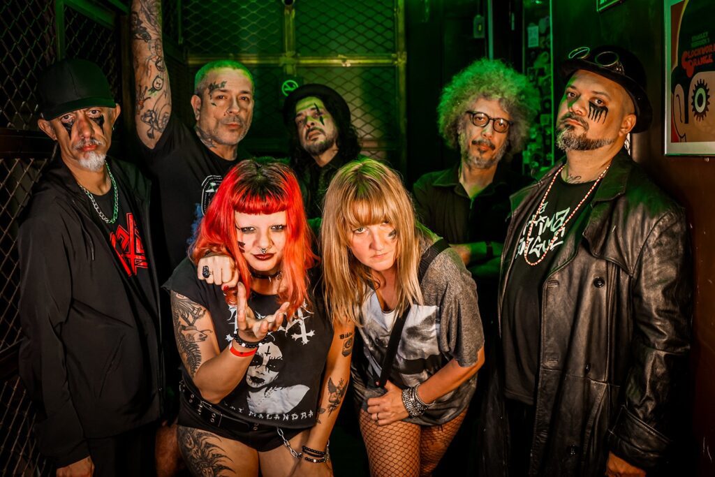 banda-808-punks-mistura-rock-e-metal-industrial-com-o-batidao-grave-do-funk-em-ep-autoral-produzido-por-edu-k