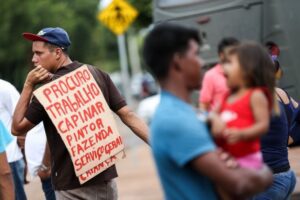 mil-curriculos-enviados,-qualificado-e-desempregado:-por-que-milhoes-seguem-fora-do-mercado-ha-anos?