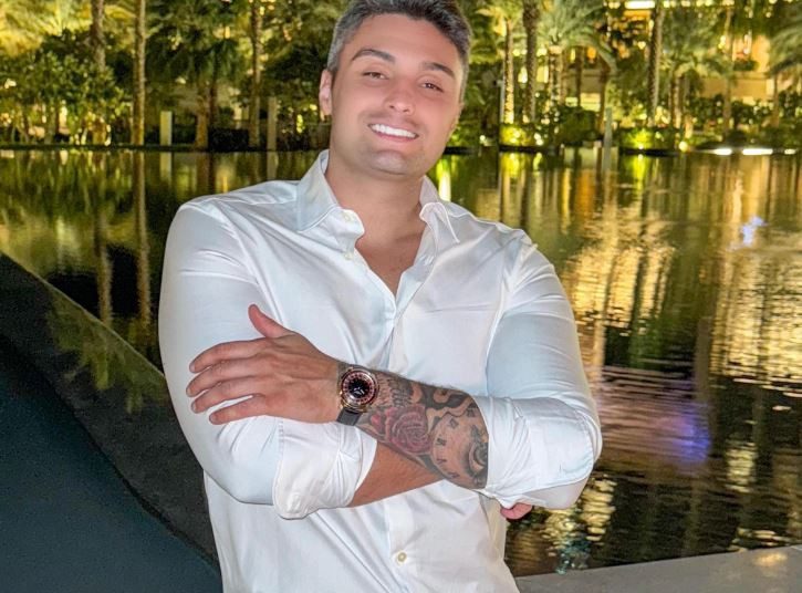 influencer-suspeito-de-desviar-r$-146-milhoes-via-pix-e-preso-na-argentina-apos-inclusao-na-lista-da-interpol