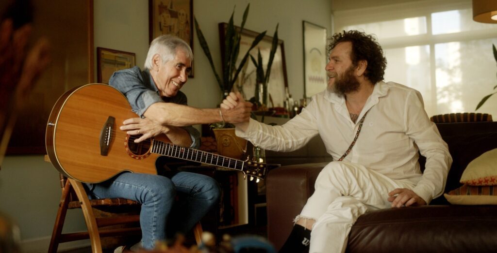 odair-jose-se-encontra-com-otto-em-documentario-que-estreia-em-festival,-em-outubro,-com-foco-na-vida-do-autor-da-cancao-‘vou-tirar-voce-desse-lugar’