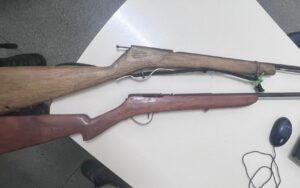 crianca-corre-atras-de-viatura-da-policia-para-denunciar-que-mae-era-agredida-na-ba;-suspeito-foi-preso