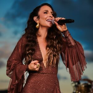 ivete-sangalo-canta-pagode-generico-no-album-e-show-‘clareou’-em-conexao-artificial-com-o-samba-de-clara-nunes