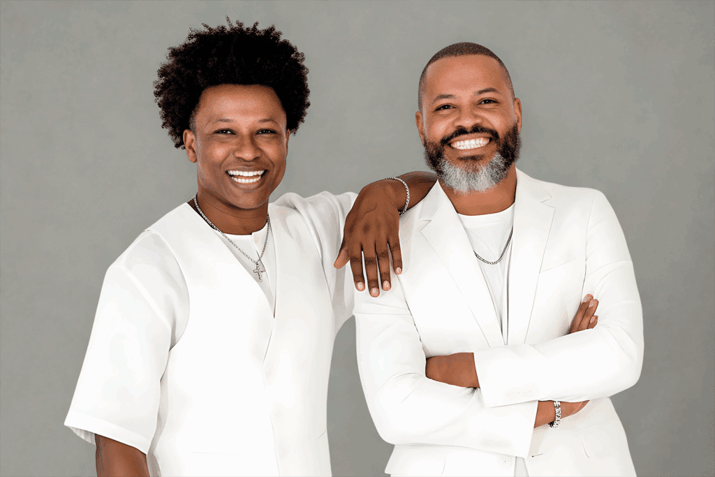 duo-prettos-amplia-o-repertorio-para-fazer-a-roda-girar-com-as-musicas-novas-do-album-‘o-show-deve-continuar…’