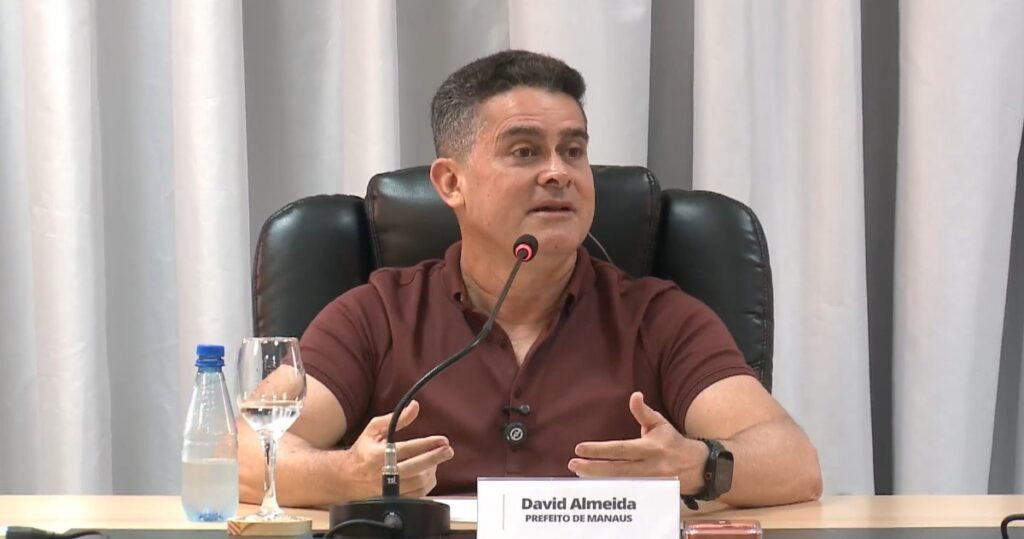 prefeito-de-manaus-se-justifica-apos-virar-alvo-de-7-investigacoes:-‘usam-minha-vida-pessoal-para-me-desgastar’