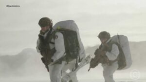 abrigos-antiaereos-e-treinamento-em-frio-intenso:-finlandia-reforca-preparo-militar-diante-de-tensao-com-a-russia