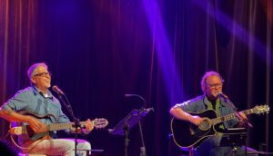 ze-renato-e-claudio-nucci-se-afinam-e-se-harmonizam-em-show-que-segue-a-toada-de-um-brasil-bucolico-e-poetico