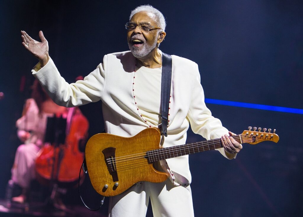 gilberto-gil-encerra-a-turne-‘tempo-rei’-em-marco,-em-sao-paulo,-com-show-em-que-recebera-a-familia-musical-no-palco