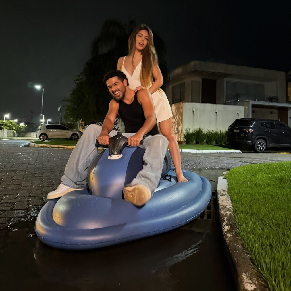 de-olho-no-carnaval,-pedro-sampaio-lanca-remix-bilingue-de-‘jetski’-com-melody-e-a-argentina-emilia-mernes