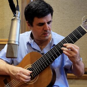 violonista-do-quarteto-maogani,-paulo-aragao-lanca-o-primeiro-album-solo-em-marco-com-valsas-e-choros-sentimentais