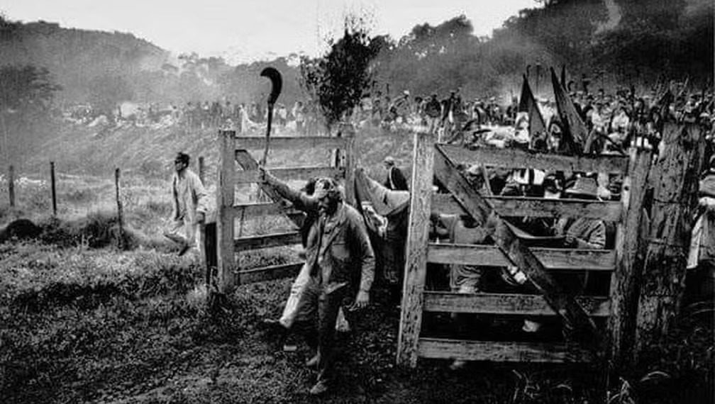 apos-30-anos,-acordo-poe-fim-a-conflito-agrario-historico-registrado-por-sebastiao-salgado-no-parana