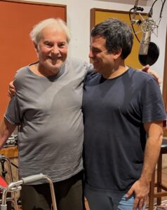 francis-hime-toca-piano-e-canta-com-pedro-miranda-no-primeiro-album-do-coletivo-carioca-forro-da-gavea