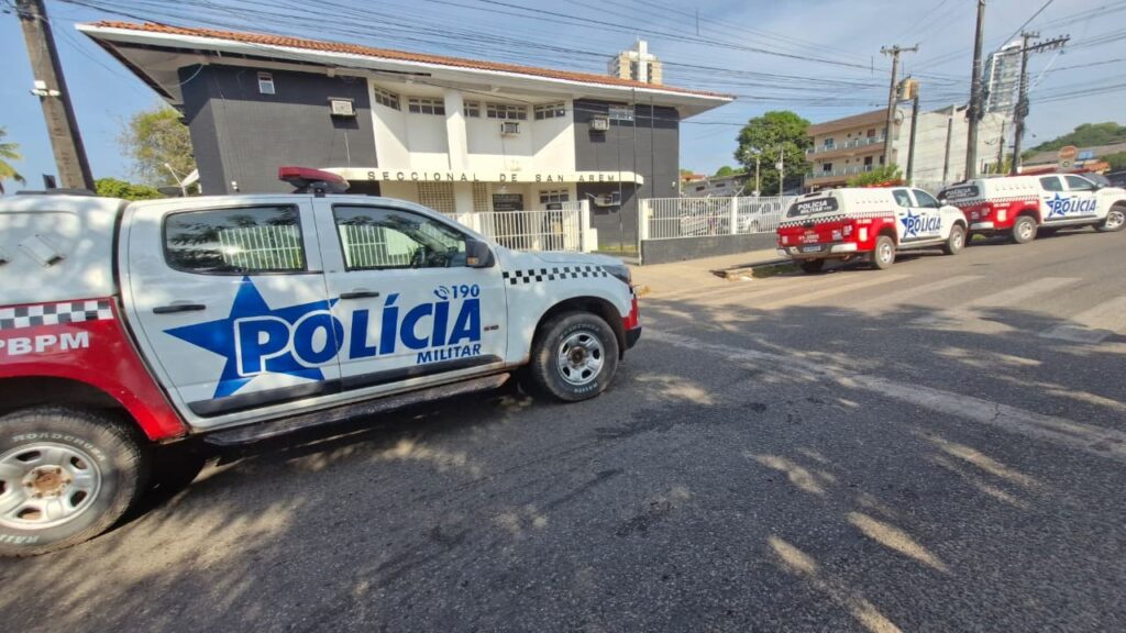 homem-e-preso-e-adolescente-apreendido-com-drogas-durante-abordagem-policial-na-orla-de-santarem