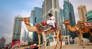 como-a-guerra-no-ira-quebrou-a-imagem-de-seguranca-de-locais-do-golfo-como-dubai-e-catar-—-e-o-que-isso-esta-custando