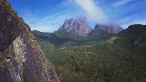 regioes-serrana,-norte-e-lagos-ganham-reforco-com-novas-motos-para-monitoramento-ambiental-em-unidades-de-conservacao