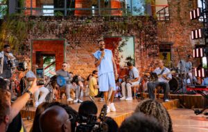 mumuzinho-registra-show-no-rio-com-roteiro-que-inclui-sucessos-de-agepe-e-beth-carvalho-entre-pagodes-ineditos