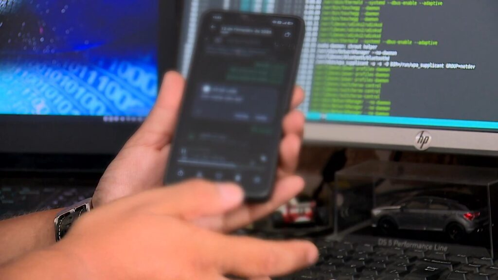 sequestro-de-celular:-como-criminosos-transformam-aparelhos-em-‘maquininhas’-para-desviar-milhares-de-reais