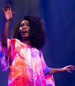 musical-retrata-zeze-motta-com-toda-a-plenitude-da-atriz-e-cantora-que-driblou-o-racismo-com-talento-e-a-forca-da-arte