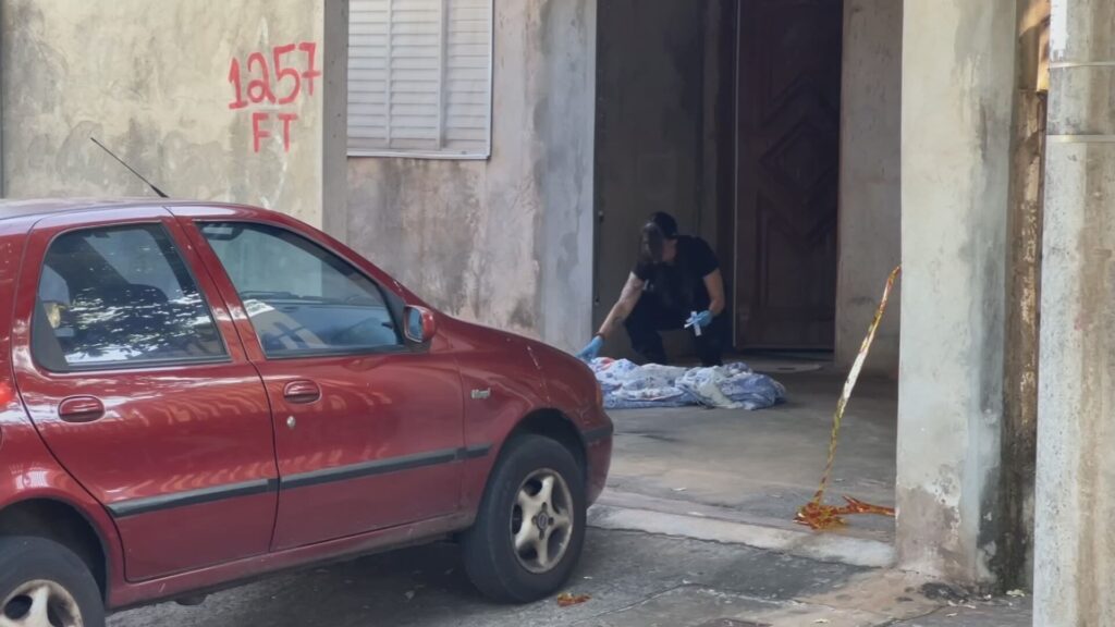 morre-mulher-baleada-em-casa-na-presenca-dos-filhos-por-suspeito-condenado-por-estupro-de-vulneravel-em-rio-preto