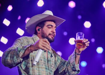 ‘nao-conseguiu-cantar-de-tao-bebado’:-como-excesso-de-alcool-nos-palcos-e-bastidores-afeta-rotina-dos-artistas