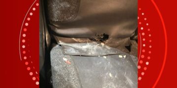 ocorrencia-com-artefato-explosivo-jogado-em-viatura-e-tentativa-de-tomar-arma-de-policiais-termina-com-dois-presos-em-salvador