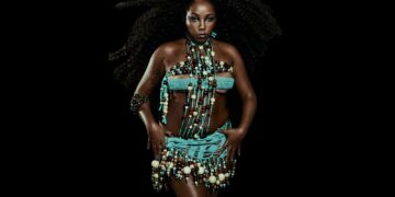 amanda-sarmento-busca-a-luz-entre-o-rap,-o-trap-e-o-r&b-do-album-de-estreia,-‘eclipse’,-produzido-por-iuri-rio-branco