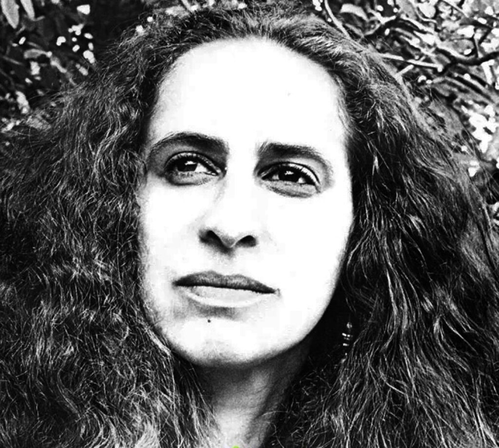 maria-bethania-chega-aos-80-anos-com-a-altivez-intacta-do-canto-sobrenatural-que-educa,-comove-e,-nao-raro,-inebria