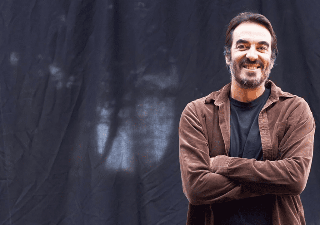 bernardo-lobo-grava-no-rio-o-show-em-que-canta-musicas-do-avo-e-do-pai,-edu-lobo,-que-participa-do-registro-ao-vivo