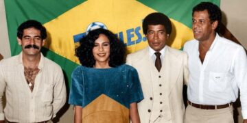 relembre-como-gal-costa-entrou-em-campo-ha-40-anos-para-incentivar-a-selecao-brasileira-na-copa-de-1986