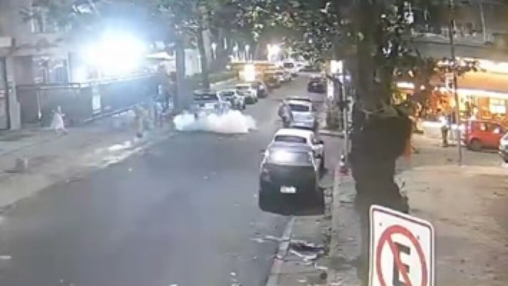video:-carro-da-seop-e-atacado-com-explosivo-em-copacabana;-prefeito-afirma-que-trata-se-de-represalia-ao-‘tolerancia-zero’