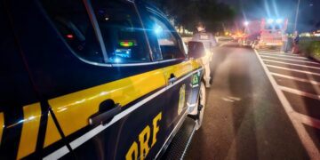 mulher-e-presa-suspeita-de-transportar-8-kg-de-droga-dentro-de-onibus-na-br-230,-no-sertao-da-paraiba