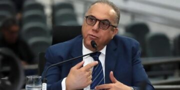 vereador-e-ex-secretario-de-saude-vira-reu-por-suposto-desvio-de-r$-1,5-milhao-do-sus-em-campo-grande