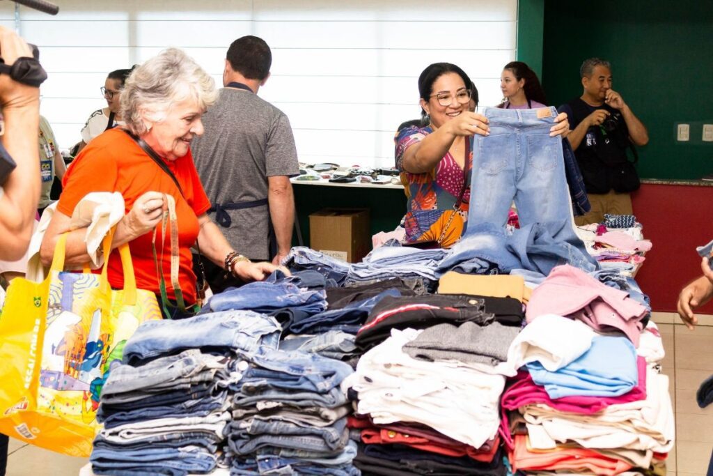 bazar-beneficente-tem-mais-de-7-mil-produtos-por-r$-5-para-ajudar-associacao-para-criancas-com-cancer