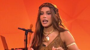 ‘quero-ser-vista-inteira-e-nao-so-a-parte-que-rebola’:-anitta-fala-sobre-amadurecimento-e-nova-fase-da-carreira