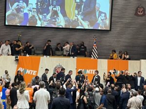 avante-desiste-de-candidatura-propria-ao-senado-em-sp-e-reforca-apoio-a-tarcisio-e-a-andre-do-prado