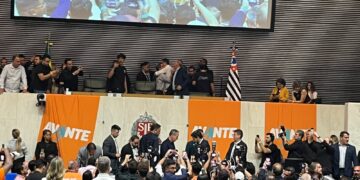 avante-desiste-de-candidatura-propria-ao-senado-em-sp-e-reforca-apoio-a-tarcisio-e-a-andre-do-prado