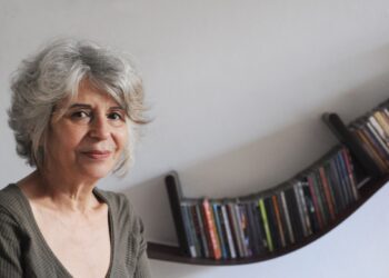 aos-80-anos,-alice-ruiz-honra-o-premio-tradicoes-ubc-pela-poetica-contribuicao-dada-como-letrista-a-musica-brasileira