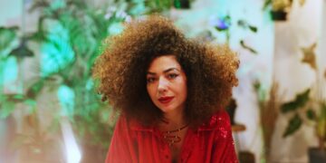 vanessa-moreno-visita-a-obra-de-djavan-dentro-do-proprio-universo-ritmico-em-album-situado-distante-do-barzinho