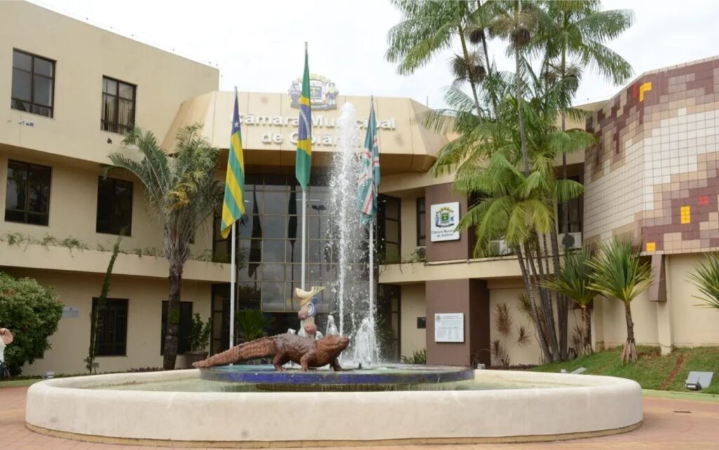 escudo-feminino:-publicada-lei-que-oferece-auxilio-para-mulheres-vitimas-de-violencia-comprarem-armas,-em-goiania;-veja-como-vai-funcionar