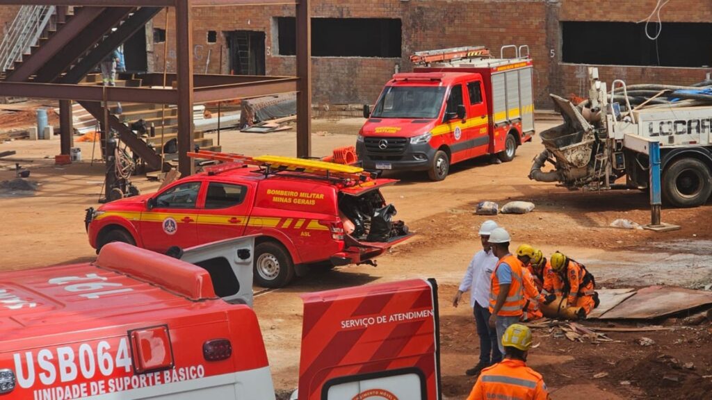 trabalhador-cai-em-caixa-d’agua-subterranea-e-precisa-ser-retirado-por-sistema-de-icamento-em-uberlandia
