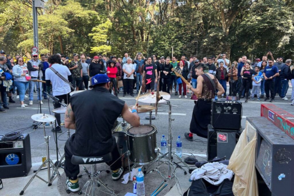 justica-derruba-parcialmente-regra-da-prefeitura-de-sp-que-limita-uso-de-equipamentos-sonoros-por-artistas-de-rua-na-paulista