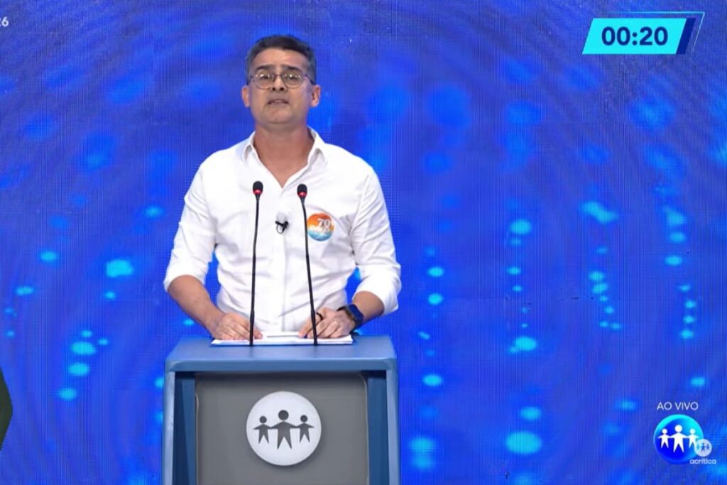 eleicoes-2026:-david-almeida-participa-de-debate-e-promete-fortalecer-a-educacao-no-interior-do-estado