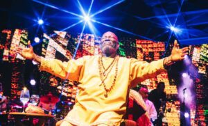 lazzo-matumbi-expoe-a-influencia-da-africa-em-single-de-album-audiovisual-em-que-canta-compositores-da-bahia