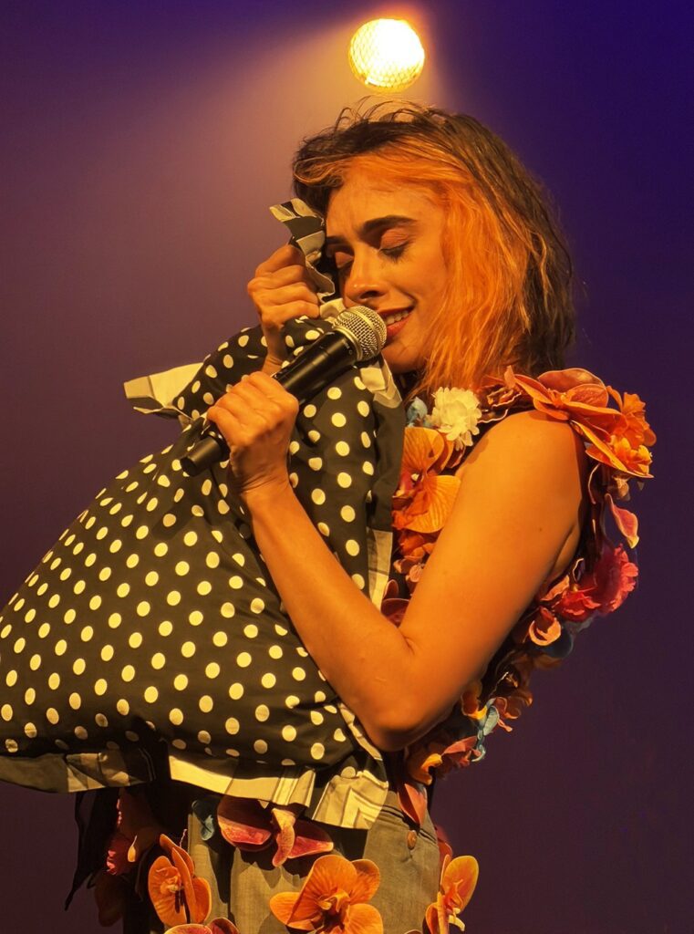 juliana-linhares-faz-em-janeiro,-no-rio,-a-gravacao-audiovisual-do-show-‘ate-cansar-o-cansaco’,-destaque-de-2026
