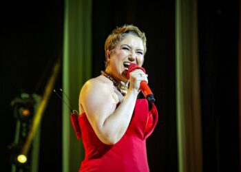 maria-rita-volta-a-se-agigantar-como-cantora-no-show-‘redescobrir-vol.-2’,-embalada-pelo-colo-da-mae,-elis-regina