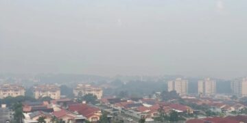 fumaca-de-queimadas-deixa-qualidade-do-ar-‘perigosa’-em-manaus;-indice-supera-em-59-vezes-recomendacao-da-oms